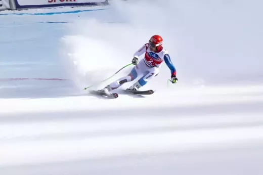 ההישגים הבלתי ייאמן של Candide Thovex: הגולש בסגנון חופשי שהגדיר מחדש גבולות